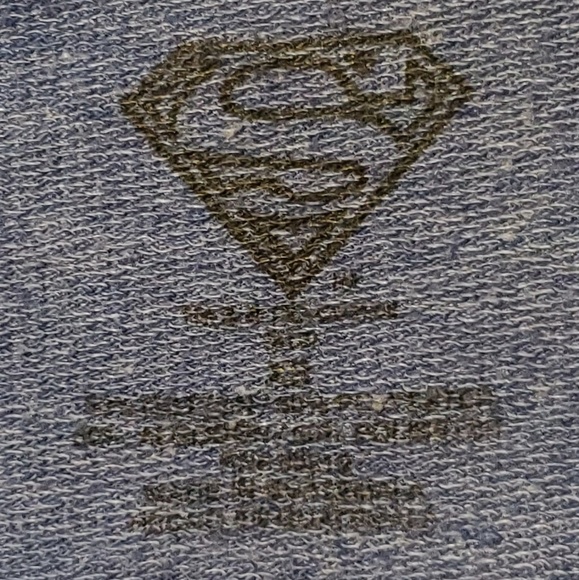 🌟 3 for $15 Deal! 🌟Superman sweater blue - Picture 3 of 3